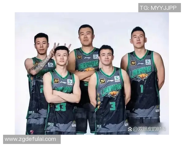 8月15日辽宁队与广东队激战正酣谁将赢得这场篮球巅峰对决 8月15日辽宁队与广东队激战正酣谁将赢得这场篮球巅峰对决