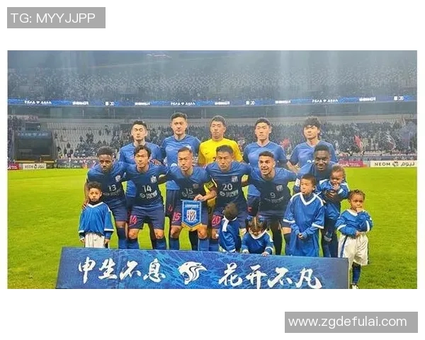 上海绿地申花迎战江苏队争夺胜利全力以赴展现球队实力与拼搏精神