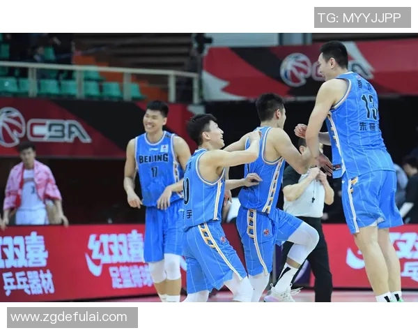 京首钢与浙江广厦激战正酣谁能在CBA赛场上笑到最后 京首钢与浙江广厦激战正酣谁能在CBA赛场上笑到最后