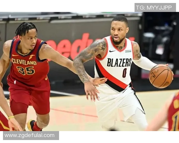 开拓者与国王激战再续争夺季后赛席位的关键对决分析