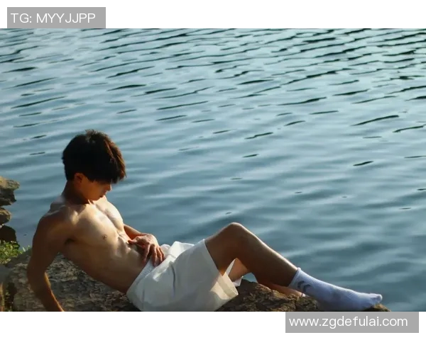 塑造完美腹肌的体育生训练秘籍与饮食建议分享