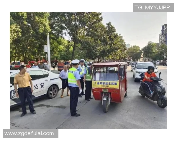 人民公安与同塔的较量:守护安全与信任的双重考验 人民公安与同塔的较量:守护安全与信任的双重考验